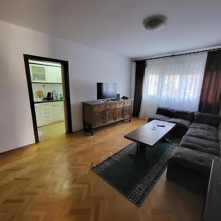 Modern And Comfortable In Apartmán Skopje