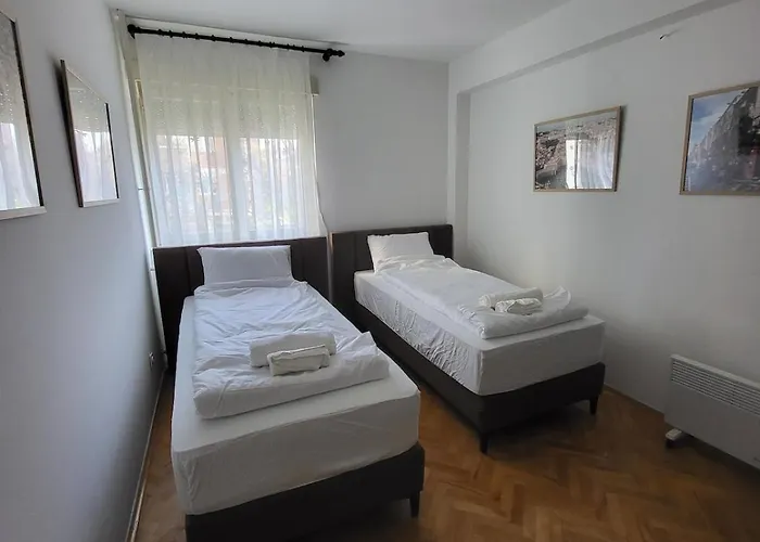 Modern And Comfortable In Apartmán